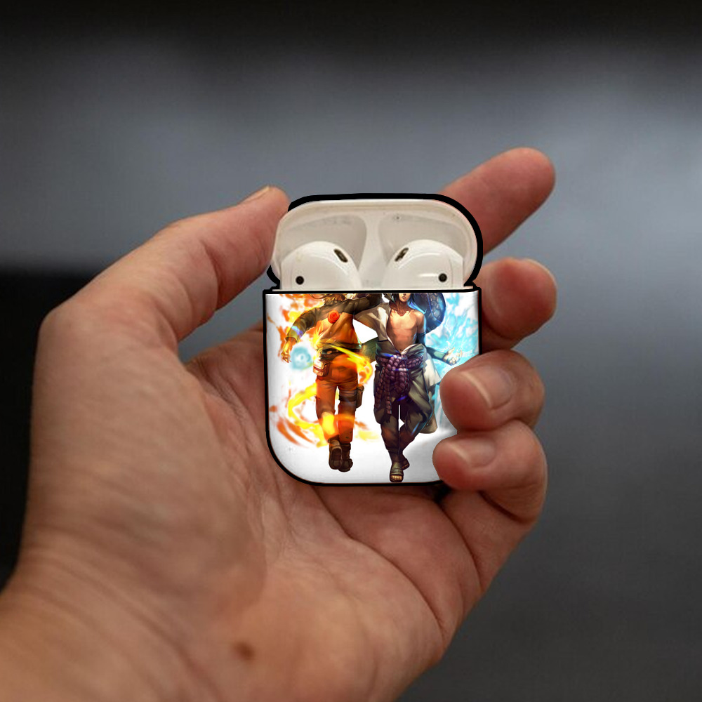 NARUTO -ナルト- うちは サスケ Uchiha Sasuke AirPods 第2世代保護ケース ハードシェル ブラック 耐衝撃・防指紋・カラビナ付き