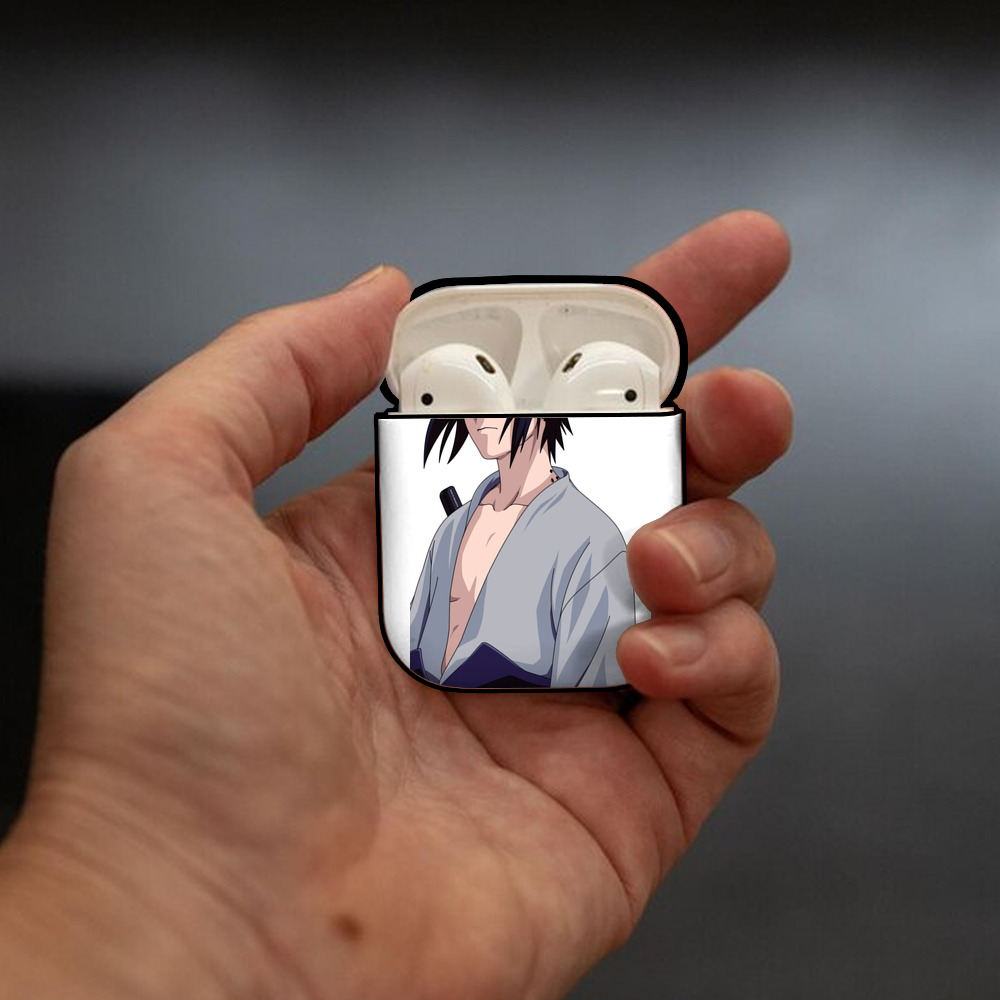 NARUTO -ナルト- うちは サスケ Uchiha Sasuke AirPods 第2世代保護ケース ハードシェル ブラック 耐衝撃・防指紋・カラビナ付き