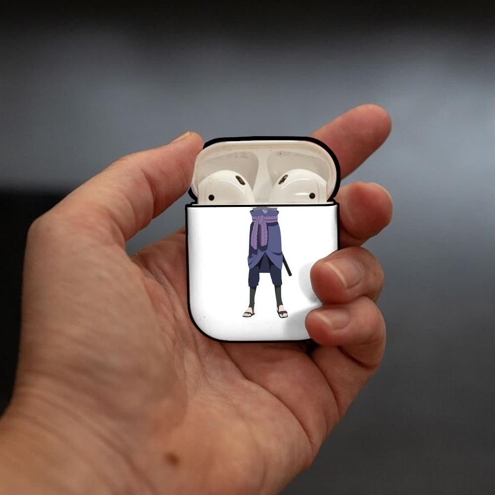 NARUTO -ナルト- うちは サスケ Uchiha Sasuke AirPods 第2世代保護ケース ハードシェル ブラック 耐衝撃・防指紋・カラビナ付き