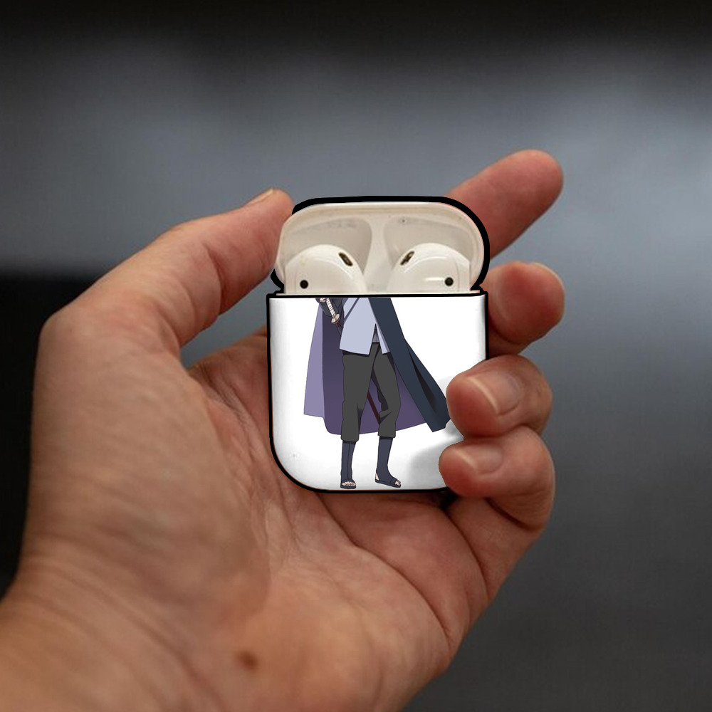 NARUTO -ナルト- うちは サスケ Uchiha Sasuke AirPods 第2世代保護ケース ハードシェル ブラック 耐衝撃・防指紋・カラビナ付き