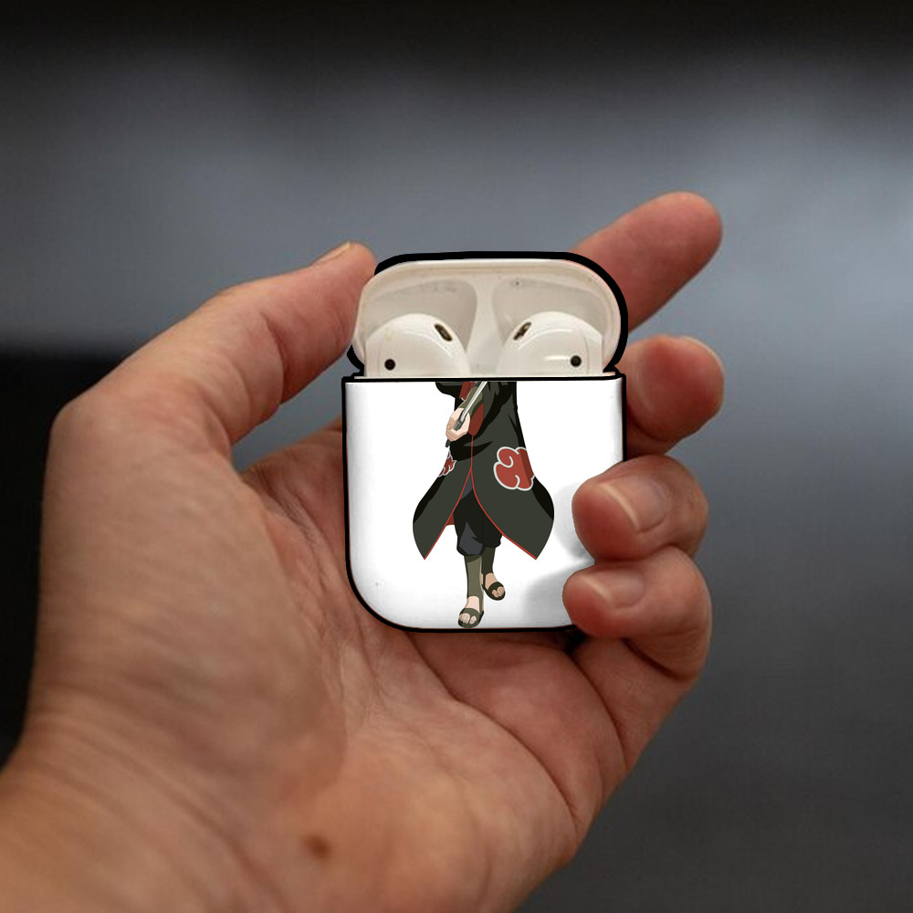 NARUTO -ナルト- うちは サスケ Uchiha Sasuke AirPods 第2世代保護ケース ハードシェル ブラック 耐衝撃・防指紋・カラビナ付き