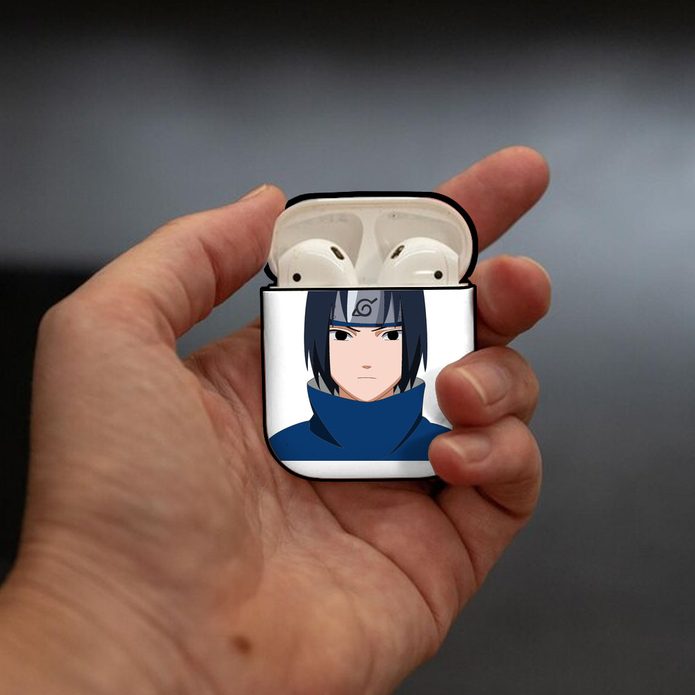 NARUTO -ナルト- うちは サスケ Uchiha Sasuke AirPods 第2世代保護ケース ハードシェル ブラック 耐衝撃・防指紋・カラビナ付き