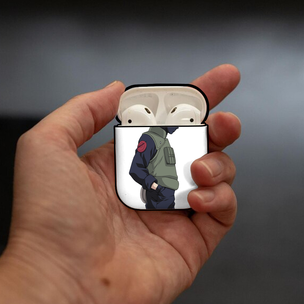 NARUTO -ナルト- はたけ カカシ Hatake Kakashi AirPods 第2世代保護ケース ハードシェル ブラック 耐衝撃・防指紋・カラビナ付き