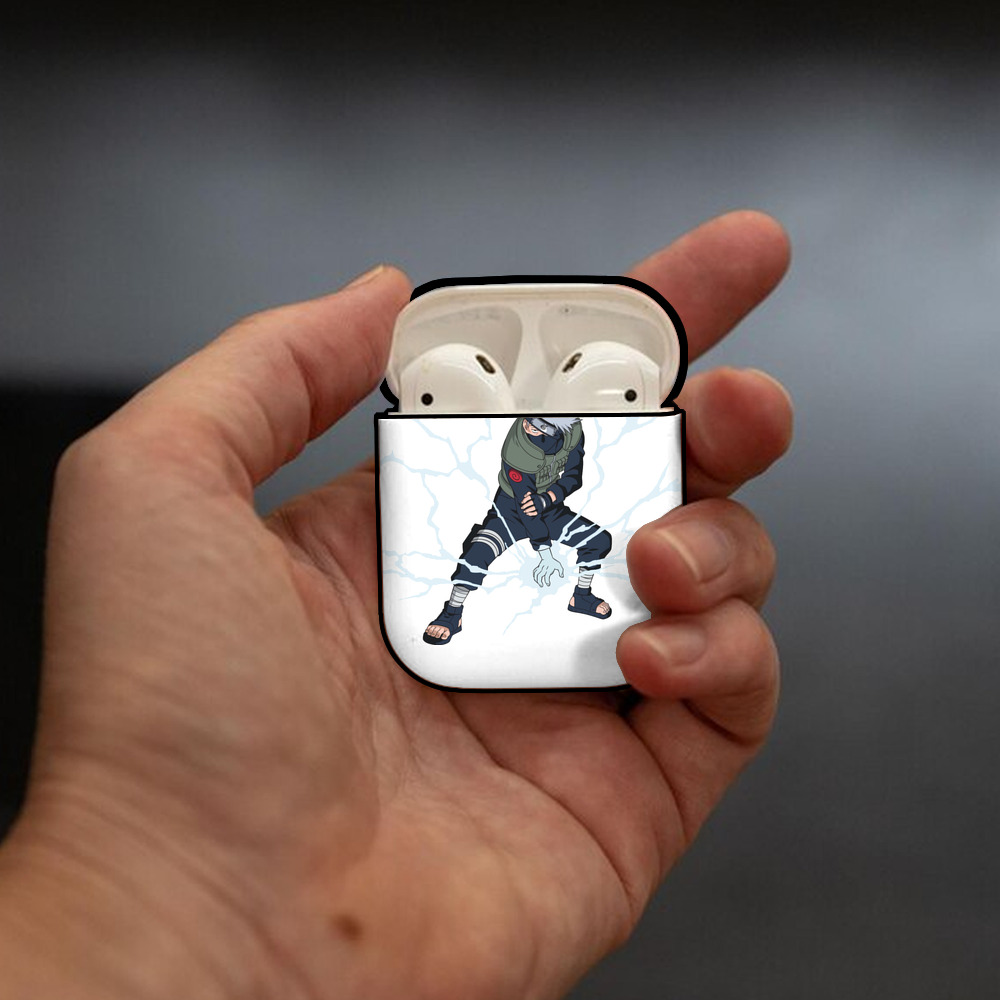 NARUTO -ナルト- はたけ カカシ Hatake Kakashi AirPods 第2世代保護ケース ハードシェル ブラック 耐衝撃・防指紋・カラビナ付き