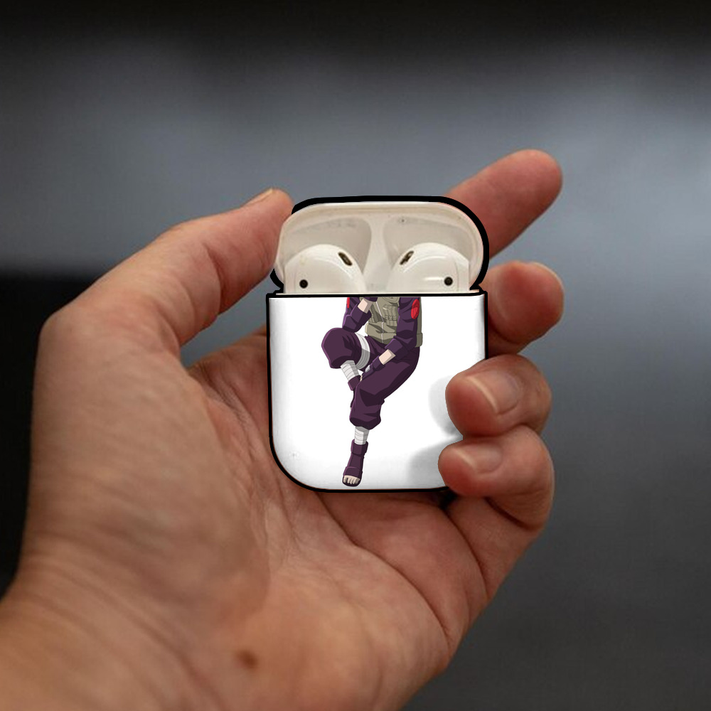 NARUTO -ナルト- はたけ カカシ Hatake Kakashi AirPods 第2世代保護ケース ハードシェル ブラック 耐衝撃・防指紋・カラビナ付き