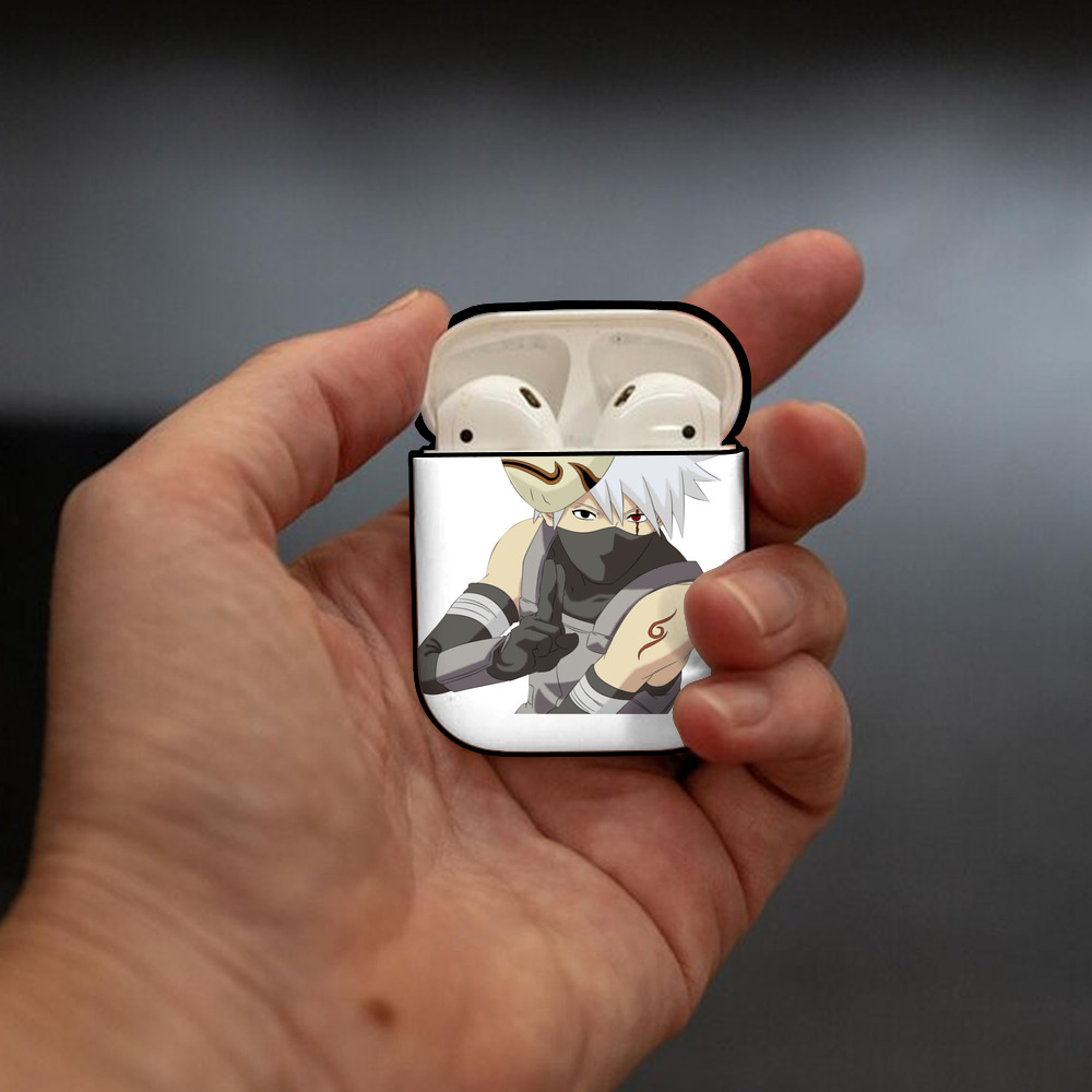 NARUTO -ナルト- はたけ カカシ Hatake Kakashi AirPods 第2世代保護ケース ハードシェル ブラック 耐衝撃・防指紋・カラビナ付き
