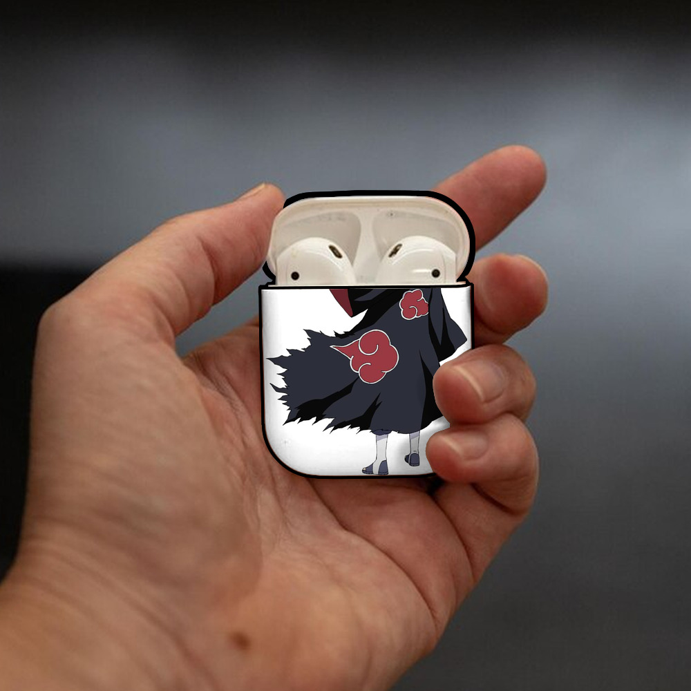 NARUTO -ナルト- うちは イタチ Uchiha Itachi AirPods 第2世代保護ケース ハードシェル ブラック 耐衝撃・防指紋・カラビナ付き