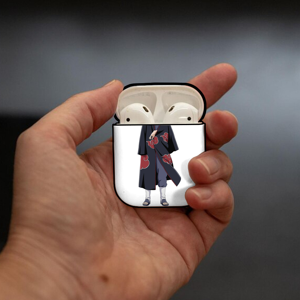 NARUTO -ナルト- うちは イタチ Uchiha Itachi AirPods 第2世代保護ケース ハードシェル ブラック 耐衝撃・防指紋・カラビナ付き