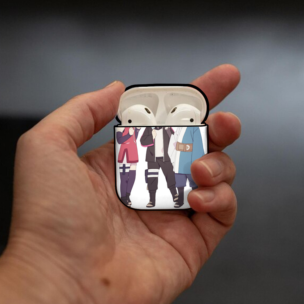 NARUTO -ナルト- うちは サラダ Uchiha Sarada AirPods 第2世代保護ケース ハードシェル ブラック 耐衝撃・防指紋・カラビナ付き