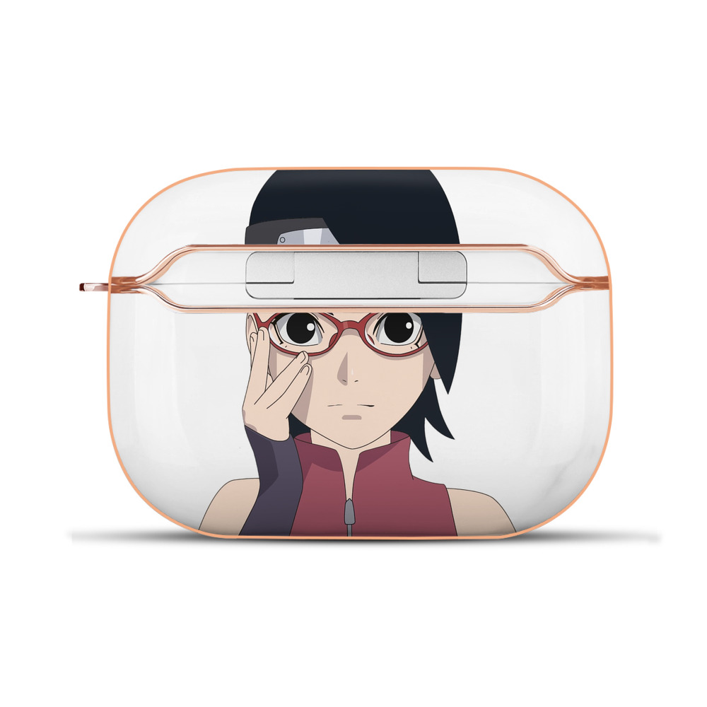 （画像用） NARUTO -ナルト- うちは サラダ Uchiha Sarada 【AirPods Pro用】ハードシェル保護ケース｜耐衝撃・防指紋・カラビナ付き商品仕様